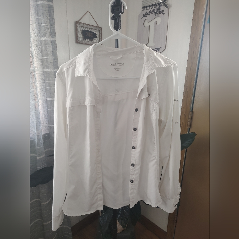 Field and Stream Women's Fishing long sleeved button down